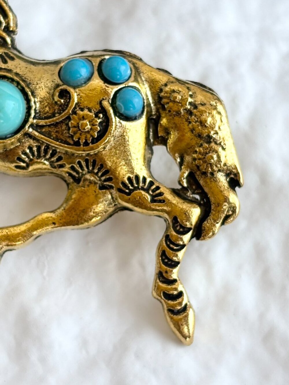 Horse Equestrian Vintage Inspired Faux Turquoise Gold Toned Brooch Pin - Picture 13 of 14